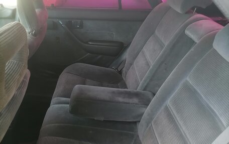 Toyota Carina, 1988 год, 350 000 рублей, 6 фотография