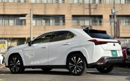 Lexus UX I, 2022 год, 2 150 000 рублей, 10 фотография