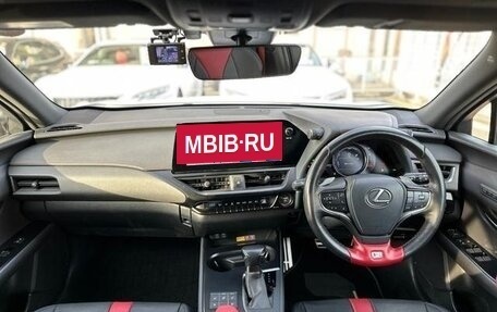 Lexus UX I, 2022 год, 2 150 000 рублей, 19 фотография