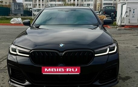 BMW 5 серия, 2021 год, 5 500 000 рублей, 3 фотография