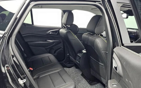 Chevrolet Trax, 2024 год, 1 605 000 рублей, 8 фотография