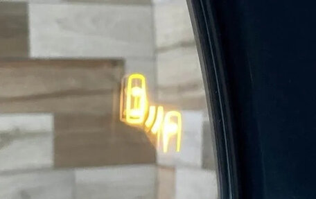 Toyota Harrier, 2020 год, 1 960 000 рублей, 13 фотография