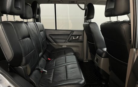 Mitsubishi Pajero III рестайлинг, 2006 год, 1 080 000 рублей, 13 фотография