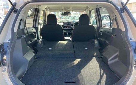 Toyota Raize I, 2022 год, 1 360 000 рублей, 7 фотография