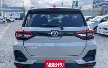 Toyota Raize I, 2022 год, 1 360 000 рублей, 5 фотография