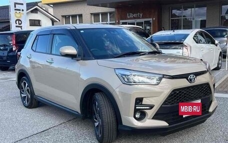 Toyota Raize I, 2022 год, 1 360 000 рублей, 2 фотография