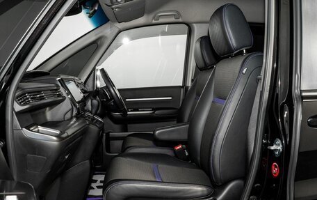 Honda Stepwgn IV, 2019 год, 2 425 000 рублей, 6 фотография