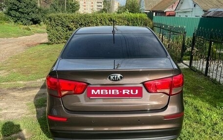 KIA Rio III рестайлинг, 2016 год, 1 100 000 рублей, 4 фотография