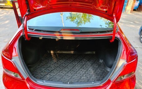 Hyundai Solaris II рестайлинг, 2015 год, 690 000 рублей, 10 фотография