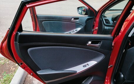 Hyundai Solaris II рестайлинг, 2015 год, 690 000 рублей, 12 фотография