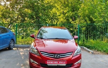 Hyundai Solaris II рестайлинг, 2015 год, 690 000 рублей, 3 фотография