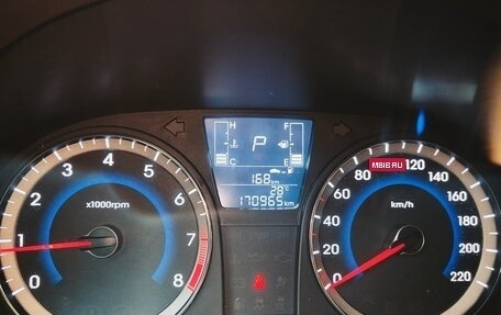 Hyundai Solaris II рестайлинг, 2015 год, 690 000 рублей, 14 фотография