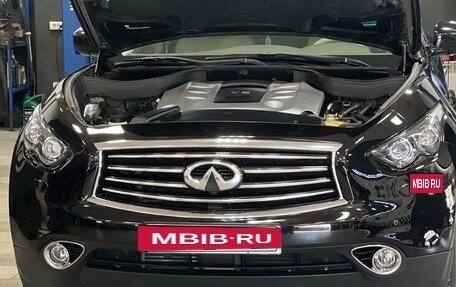 Infiniti FX II, 2013 год, 2 750 000 рублей, 9 фотография