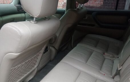 Toyota Land Cruiser 100 рестайлинг 2, 2004 год, 1 650 000 рублей, 4 фотография