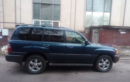 Toyota Land Cruiser 100 рестайлинг 2, 2004 год, 1 650 000 рублей, 7 фотография