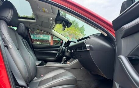 Mazda 3, 2022 год, 1 760 000 рублей, 14 фотография