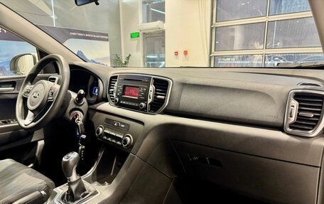 KIA Sportage IV рестайлинг, 2017 год, 1 350 000 рублей, 13 фотография