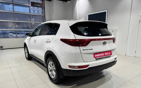 KIA Sportage IV рестайлинг, 2017 год, 1 350 000 рублей, 7 фотография