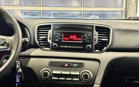 KIA Sportage IV рестайлинг, 2017 год, 1 350 000 рублей, 16 фотография