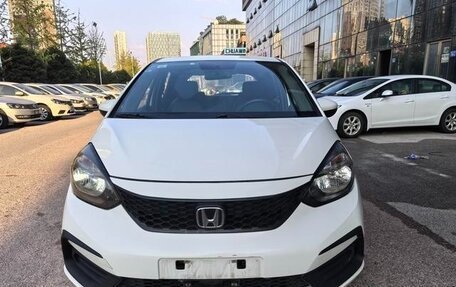 Honda Fit, 2022 год, 1 180 000 рублей, 2 фотография