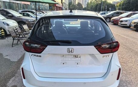 Honda Fit, 2022 год, 1 180 000 рублей, 5 фотография