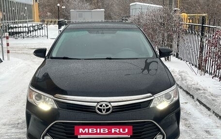 Toyota Camry, 2018 год, 2 299 999 рублей, 3 фотография