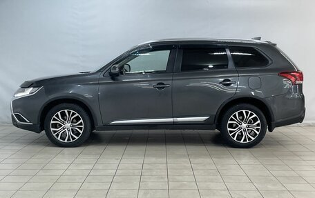 Mitsubishi Outlander III рестайлинг 3, 2017 год, 1 950 000 рублей, 9 фотография