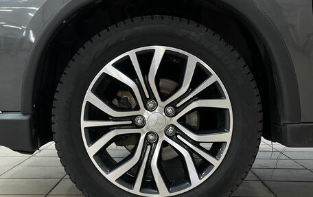 Mitsubishi Outlander III рестайлинг 3, 2017 год, 1 950 000 рублей, 20 фотография