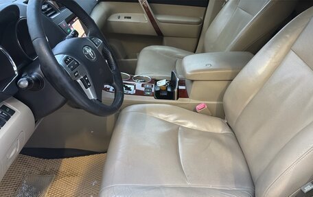 Toyota Highlander III, 2012 год, 1 590 000 рублей, 6 фотография