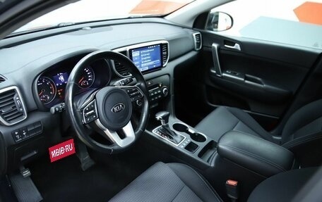 KIA Sportage IV рестайлинг, 2020 год, 2 290 000 рублей, 9 фотография