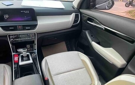 KIA Seltos I, 2023 год, 1 900 000 рублей, 17 фотография