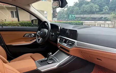 BMW 3 серия, 2022 год, 2 650 700 рублей, 14 фотография