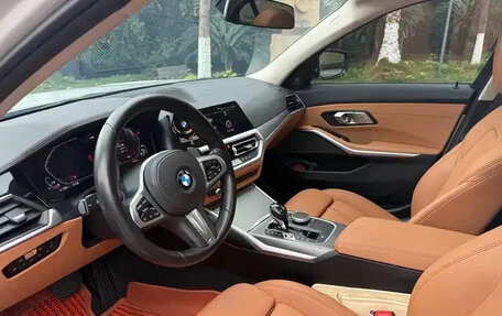 BMW 3 серия, 2022 год, 2 650 700 рублей, 15 фотография