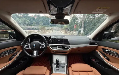 BMW 3 серия, 2022 год, 2 650 700 рублей, 13 фотография