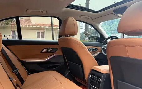 BMW 3 серия, 2022 год, 2 650 700 рублей, 12 фотография