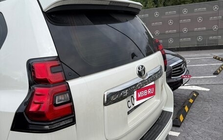 Toyota Land Cruiser Prado 150 рестайлинг 2, 2018 год, 5 950 000 рублей, 1 фотография