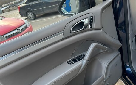 Porsche Cayenne III, 2010 год, 1 920 000 рублей, 10 фотография