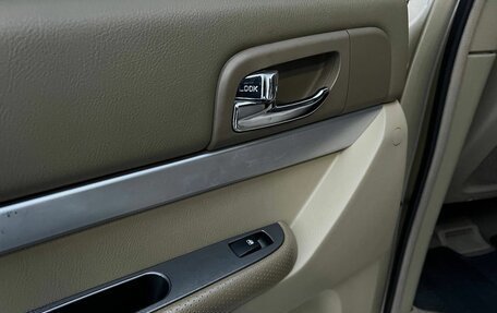 SsangYong Rodius I, 2009 год, 590 000 рублей, 20 фотография