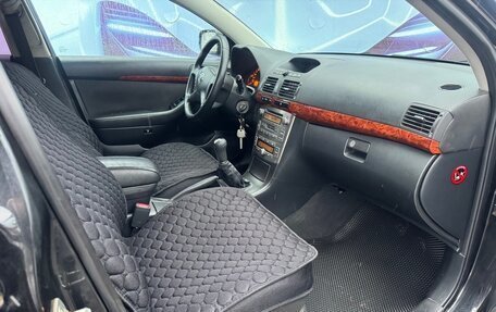 Toyota Avensis III рестайлинг, 2006 год, 630 000 рублей, 6 фотография