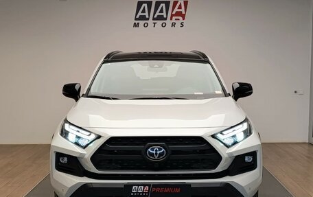 Toyota RAV4, 2025 год, 4 290 000 рублей, 2 фотография