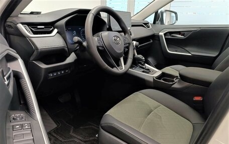 Toyota RAV4, 2025 год, 4 290 000 рублей, 8 фотография