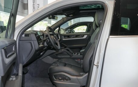 Porsche Cayenne III, 2025 год, 16 065 000 рублей, 19 фотография