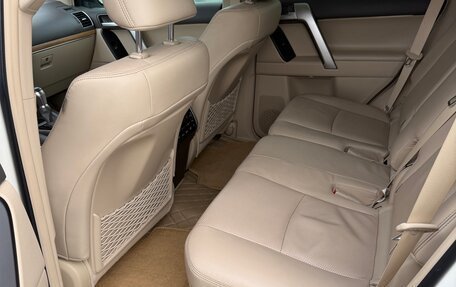 Toyota Land Cruiser Prado 150 рестайлинг 2, 2018 год, 5 950 000 рублей, 11 фотография