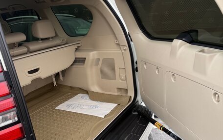 Toyota Land Cruiser Prado 150 рестайлинг 2, 2018 год, 5 950 000 рублей, 9 фотография