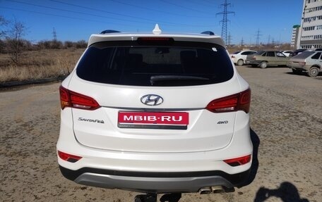 Hyundai Santa Fe III рестайлинг, 2016 год, 2 400 000 рублей, 4 фотография