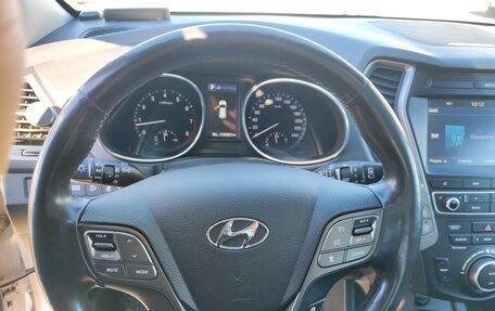 Hyundai Santa Fe III рестайлинг, 2016 год, 2 400 000 рублей, 15 фотография
