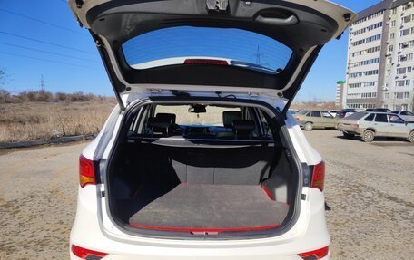 Hyundai Santa Fe III рестайлинг, 2016 год, 2 400 000 рублей, 23 фотография