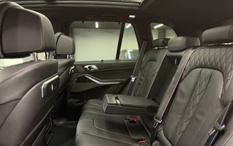 BMW X5, 2025 год, 20 000 000 рублей, 29 фотография