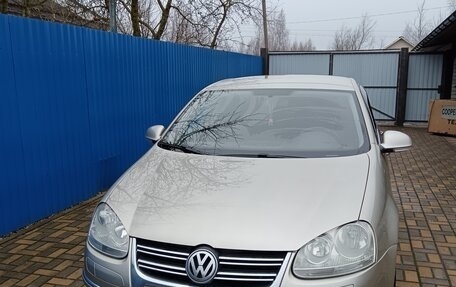 Volkswagen Jetta VI, 2006 год, 799 000 рублей, 2 фотография