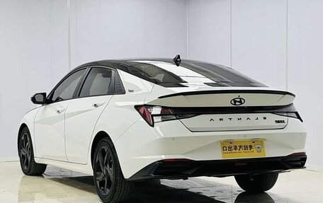Hyundai Elantra, 2023 год, 1 550 000 рублей, 6 фотография